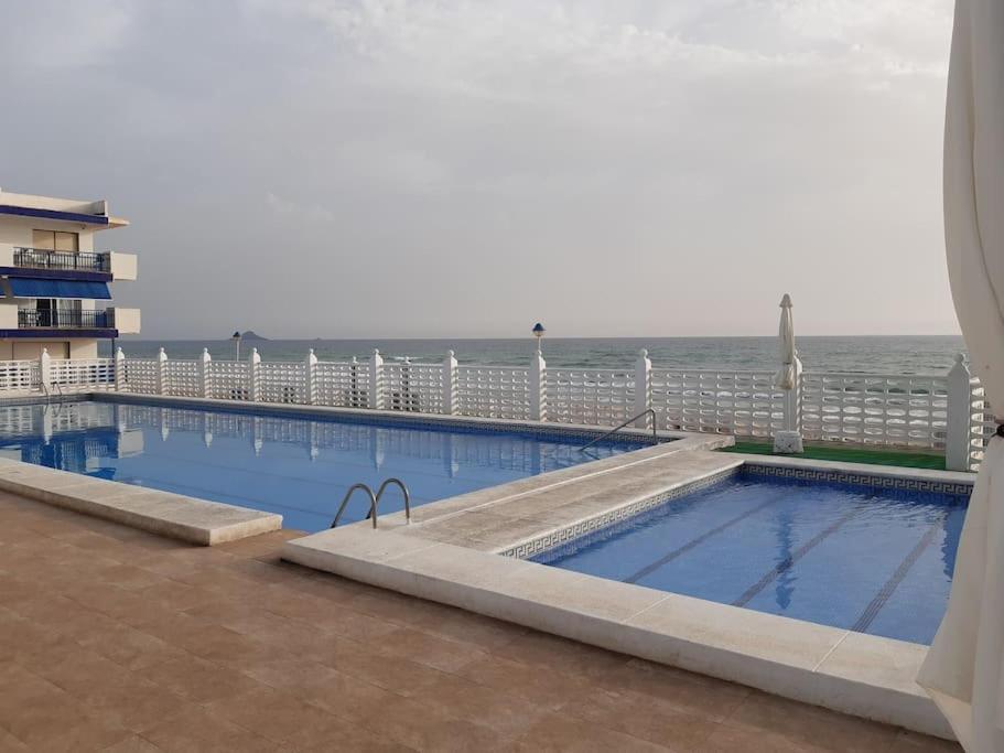 Apartament Cosy Flat With A Large Terrace Facing The Sea La Manga del Mar Menor Zewnętrze zdjęcie